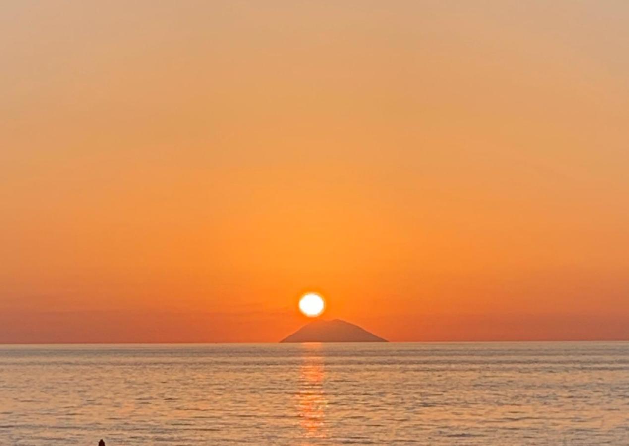 Boutique Apartment With Beach Within Walking Distance, Near Tropea Parghelia Ngoại thất bức ảnh