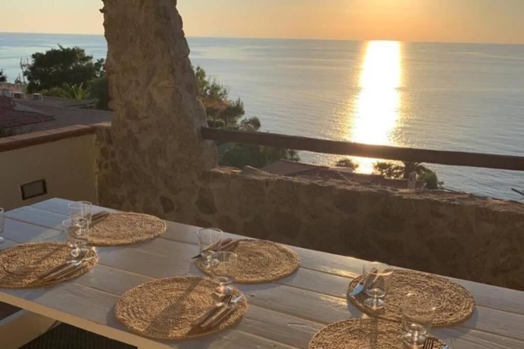 Boutique Apartment With Beach Within Walking Distance, Near Tropea Parghelia Ngoại thất bức ảnh