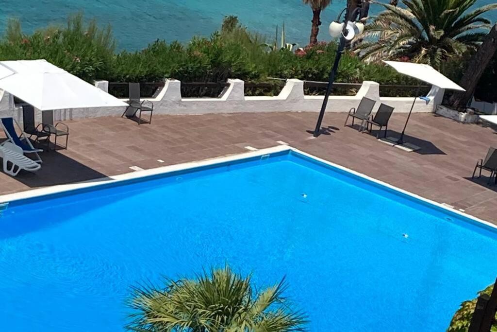 Boutique Apartment With Beach Within Walking Distance, Near Tropea Parghelia Ngoại thất bức ảnh