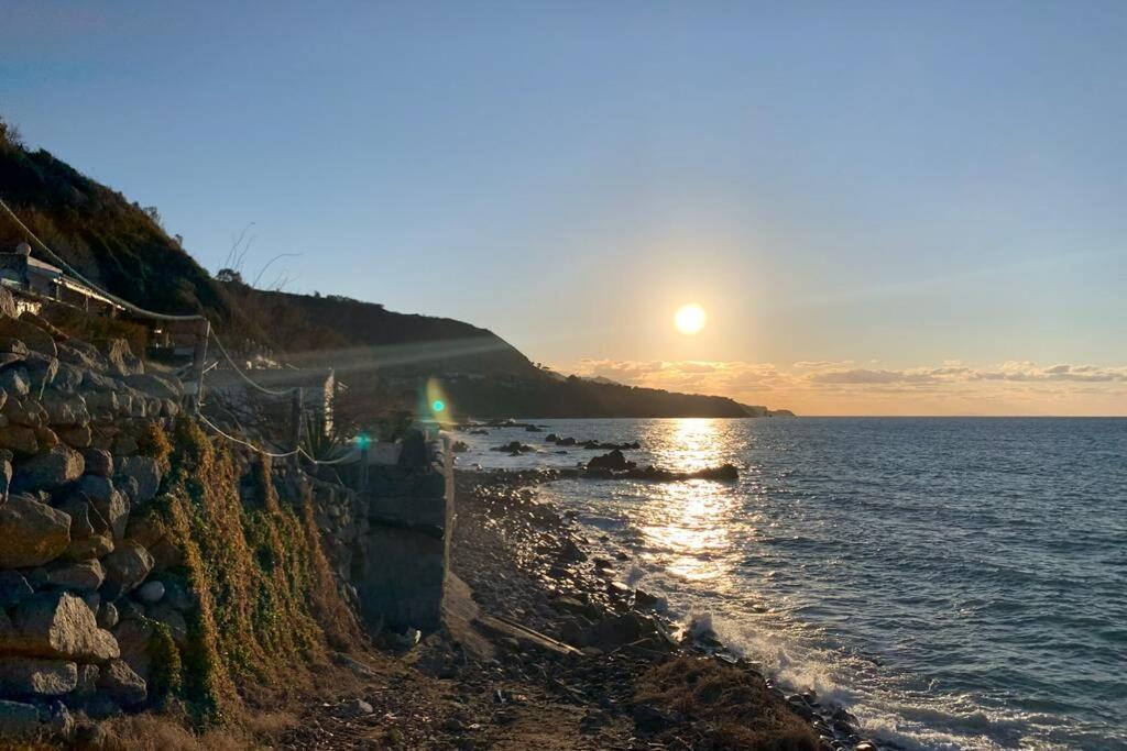 Boutique Apartment With Beach Within Walking Distance, Near Tropea Parghelia Ngoại thất bức ảnh